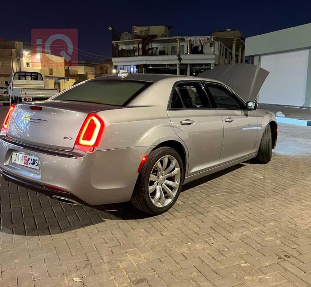 Chrysler 300